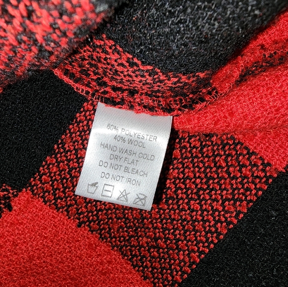 Privy Large Mini Skirt Red Black Plaid Wool Blend - Picture 5 of 6